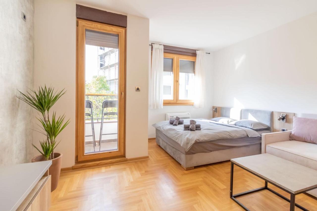 Apartment Bohemia Belgrado Esterno foto