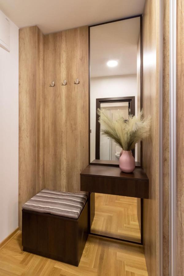 Apartment Bohemia Belgrado Esterno foto